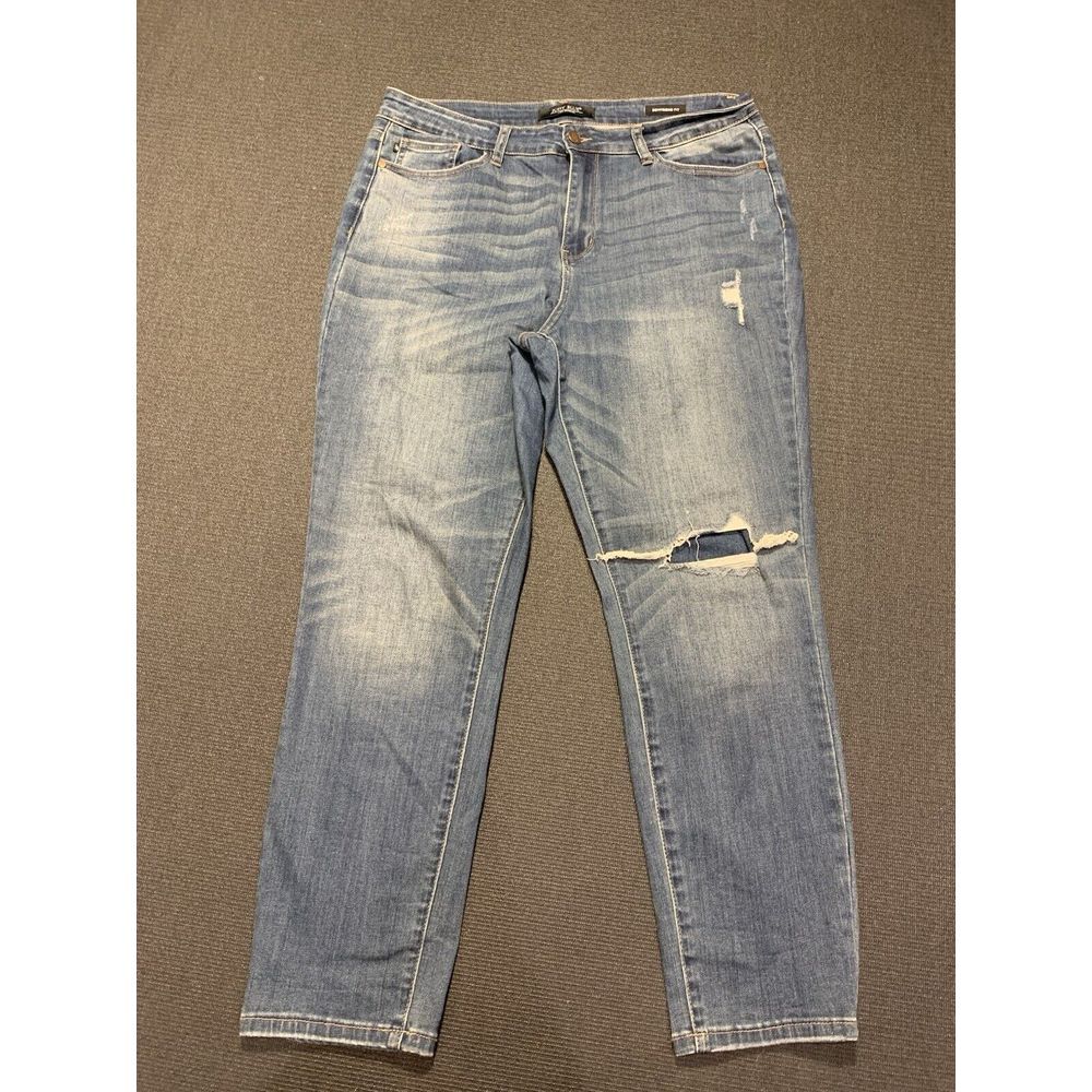 Judy‎ Blue Jeans High Waist Knee Patch Boyfriend - JB88317 - Size 15 / 32
